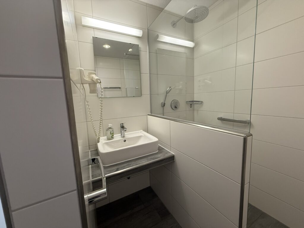 0A80FEF9-0996-4E3B-99EF-AA4D25CAC9FB_1_102_o